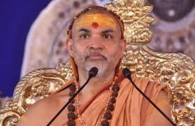 हिंदुओं को चिढ़ाने के लिए कुछ मुसलमान देते हैं गाय की बलि : शंकराचार्य