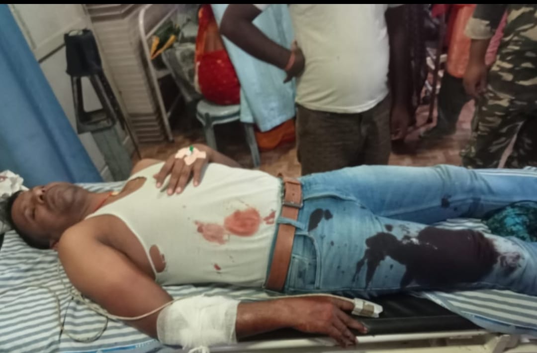 सीएसपी संचालक को गोली मारकर पांच लाख रुपए एवं पासबुक लूटा