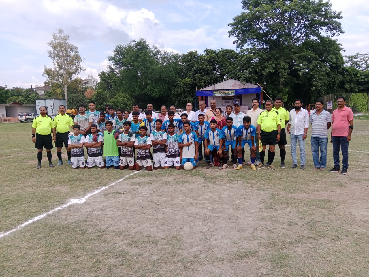 बैरिया फुटबॉल क्लब की शानदार जीत, फाइनल में बनाई जगह