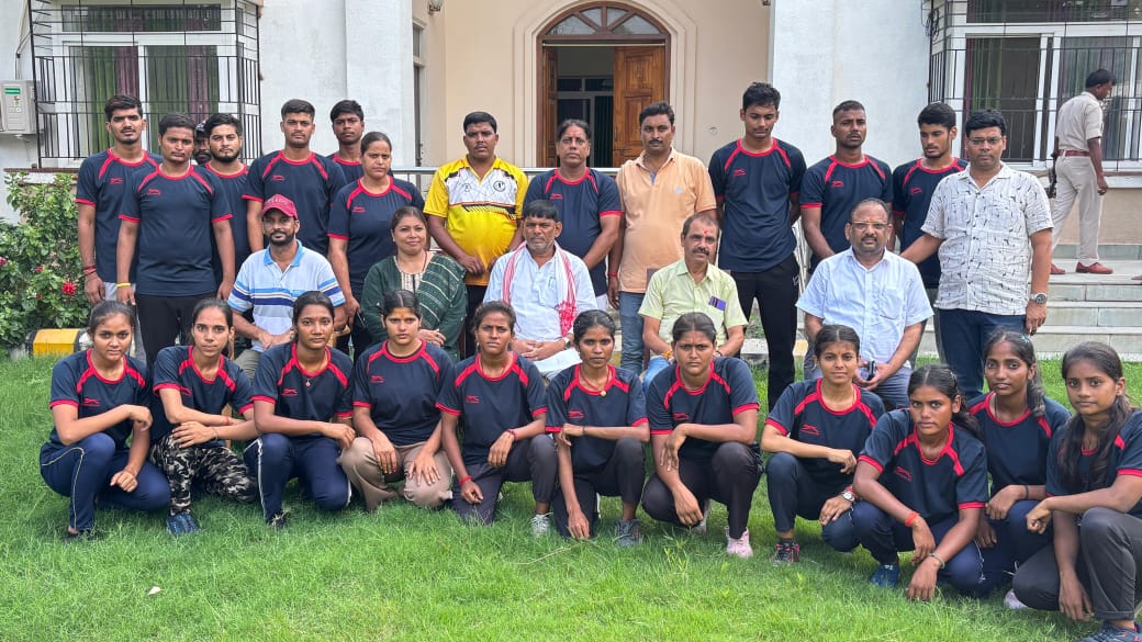 राष्ट्रीय प्रतियोगिता के लिए बिहार कबड्डी टीम रवाना