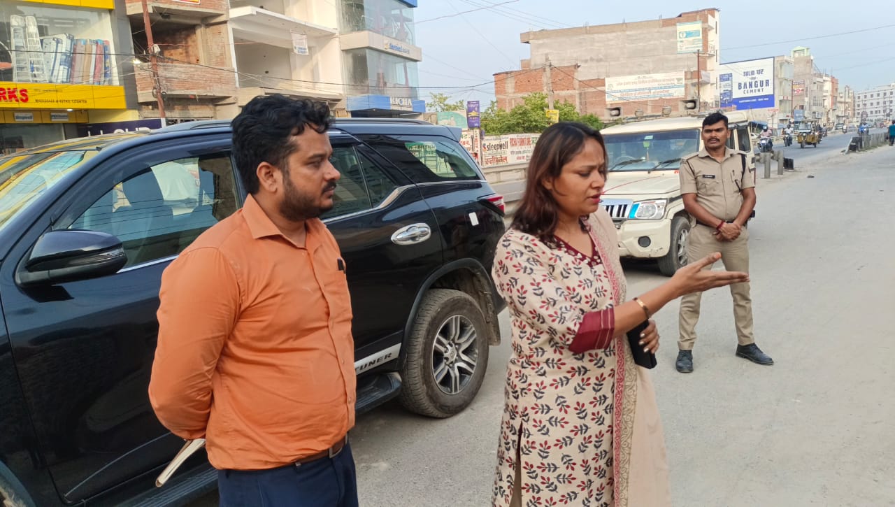 पक्की फुलवारी मोहल्ला में नाला जाम कर जल निकासी रोकने वालों पर कार्रवाई शुरू : गरिमा