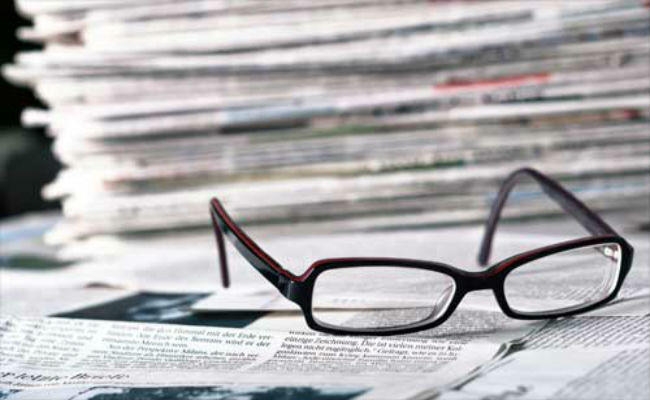 अख़बारों में साहित्य की हत्या और शब्दकर्मियों की बेइज़्ज़ती