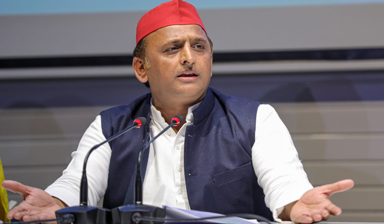 बीजेपी में तीन गुट, इसलिए हारेगी बीजेपी : अखिलेश यादव 