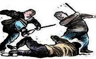 धारदार हथियारों से हमला