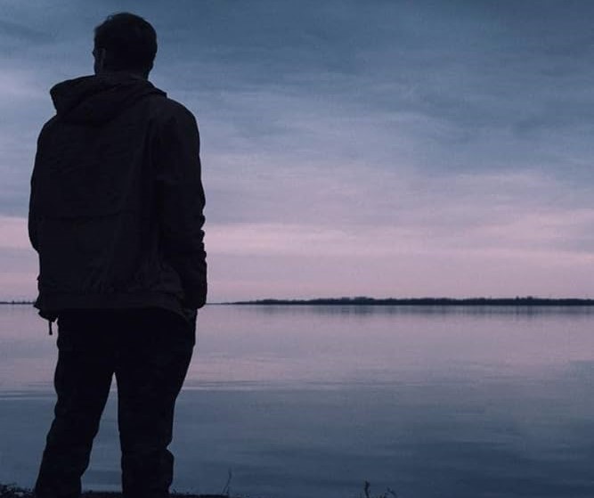 “ख़ामोश रिश्तों की चीख़”