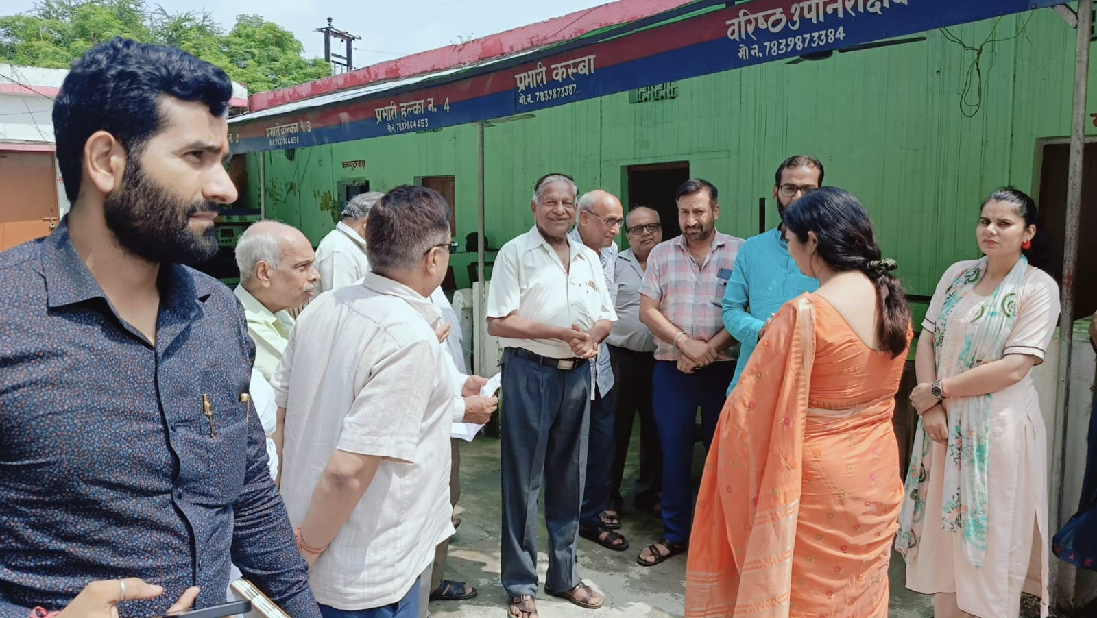 धामपुर में महिला जनसुनवाई का आयोजन