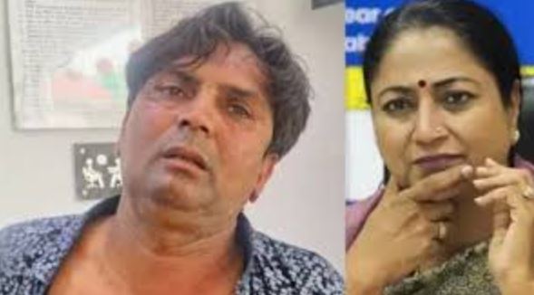 दिल्ली के जनसुनवाई के दौरान दिल्ली सीएम रेखा गुप्ता पर हमला, लगी चोट