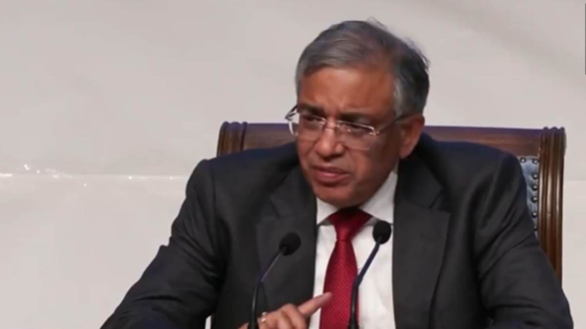 SIR-‘वोट चोरी’ पर लड़ाई और गरमाई, मुख्य चुनाव आयुक्त के खिलाफ महाभियोग प्रस्ताव ला सकता है विपक्ष