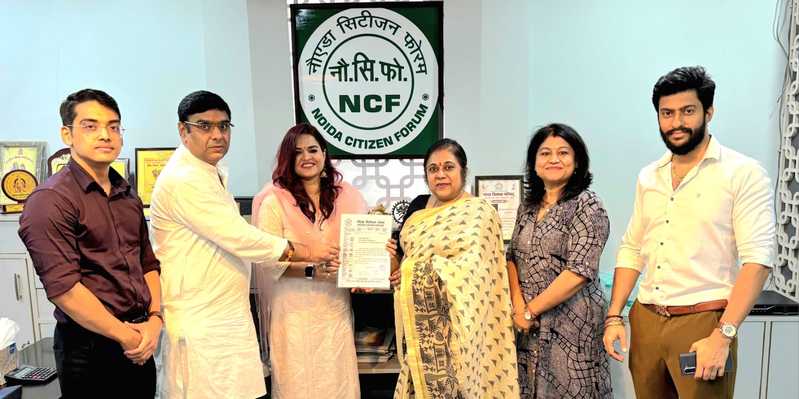 श्रीमती शालिनी सिंह नोएडा सिटीजन फोरम की संरक्षक सदस्य बनी
