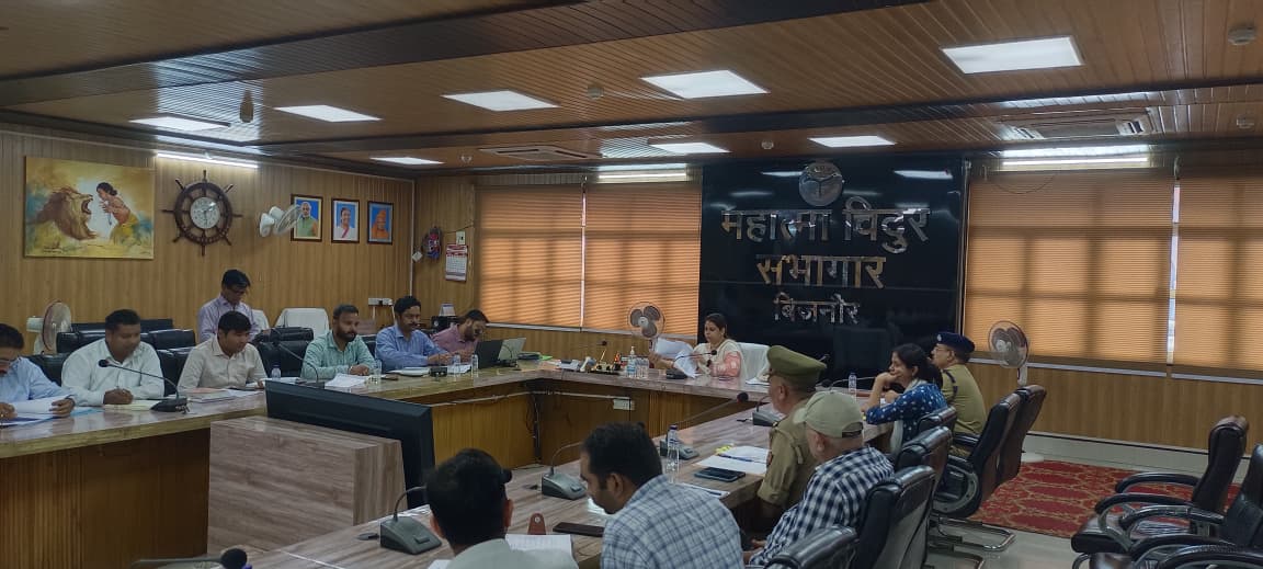 जिला संकट समूह की बैठक का आयोजन किया गया