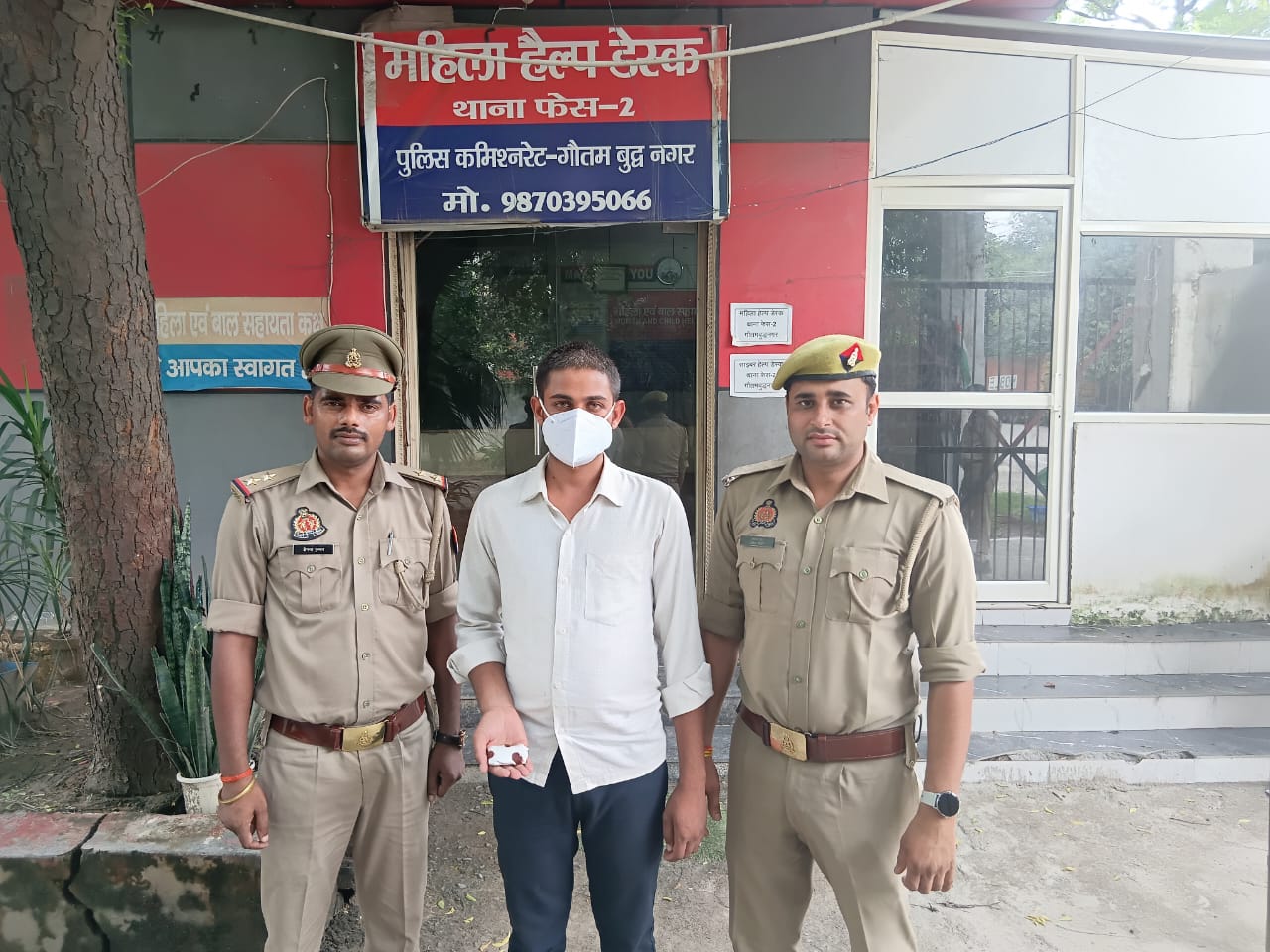15000 रुपए का इनामिया अभियुक्त गिफ्तार