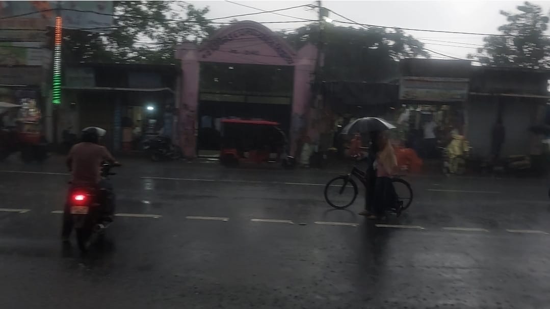 झमाझम बारिश से गर्मी से लोगों को मिली राहत