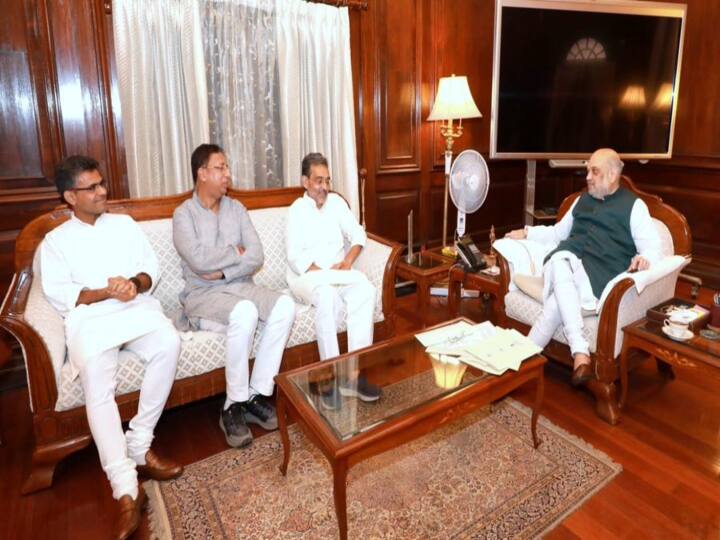 अमित शाह और उपेंद्र कुशवाहा से मुलाकात के बाद सियासी संकेतों से गरमाई बिहार की राजनीति