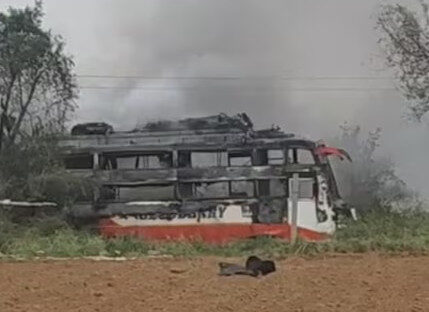 जयपुर: मजदूरों से भरी बस में भीषण आग, 12 लोग झुलसे, दो की मौत, अंदर रखे सिलेंडर में भी ब्लास्ट