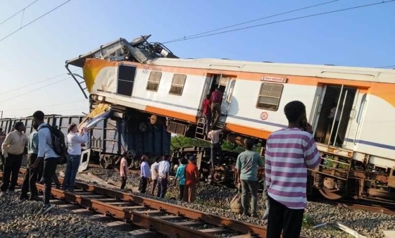 छत्तीसगढ़ के बिलासपुर में बड़ा रेल हादसा: पैसेंजर ट्रेन और मालगाड़ी की टक्कर