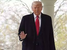 गोलीकांड के बाद आरपार के मूड में ट्रंप, कहा – थर्ड वर्ल्ड देशों के लोगों को अमेरिका में घुसने भी नहीं दूंगा