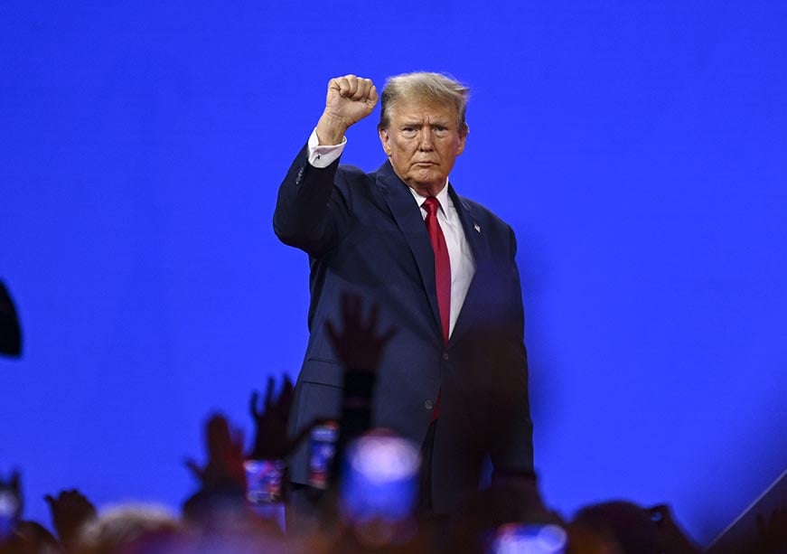 विदेशी छात्रों को रोका तो अमेरिका की यूनिवर्सिटीज हो जाएंगी बंद : ट्रंप