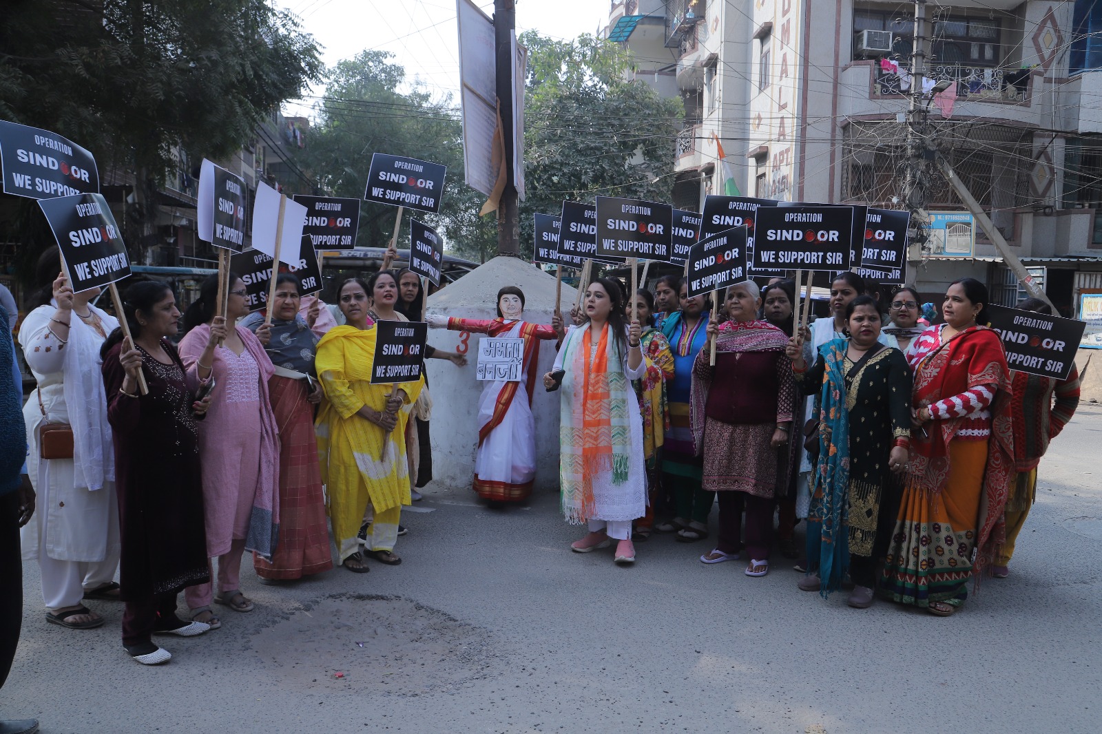 गाजियाबाद में एसआईआर के समर्थन में यात्रा निकाली 