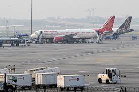 दिल्ली समेत कई बड़े एयरपोर्ट्स के पास फ्लाइट्स के GPS डेटा से छेड़छाड़, संसद में बोली सरकार