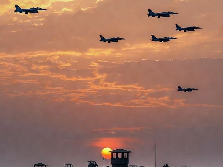 नहीं बाज आ रहा पाकिस्तान! ड्रोन से भिजवाई हथियारों की खेप, 26 जनवरी से पहले क्या कर रहा साजिश?