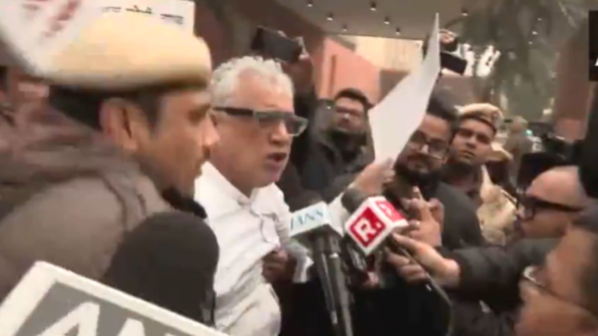 आई-पैक ईडी रेड: शाह के दफ्तर के बाहर TMC सांसदों का प्रदर्शन, पुलिस हिरासत में डेरेक ओ ब्रायन और महुआ मोइत्रा