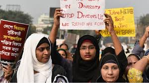 बंगाल में मुसलमान रोक रहे बीजेपी का रथ, आंकड़ों में है असली खेल!