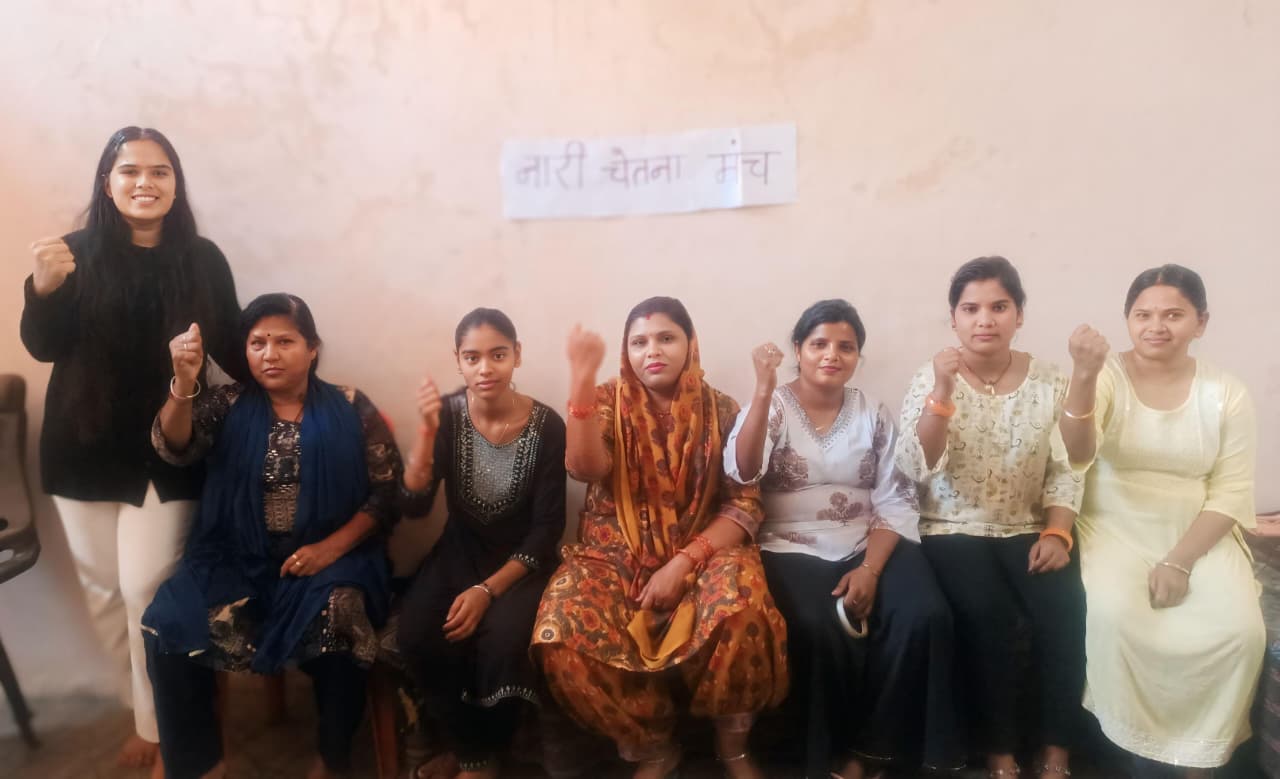 दोहरे मापदंड महिला आजादी में बाधक : नारी चेतना मंच