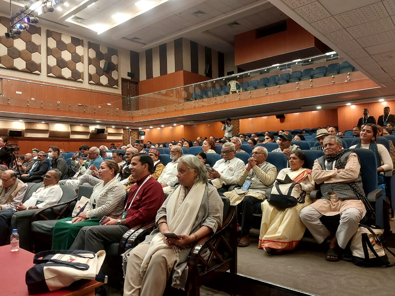 तिब्बत की आजादी और भारत की सुरक्षा के संकल्प के साथ दो दिवसीय तिब्बत समर्थन समूह सम्मेलन सम्पन्न