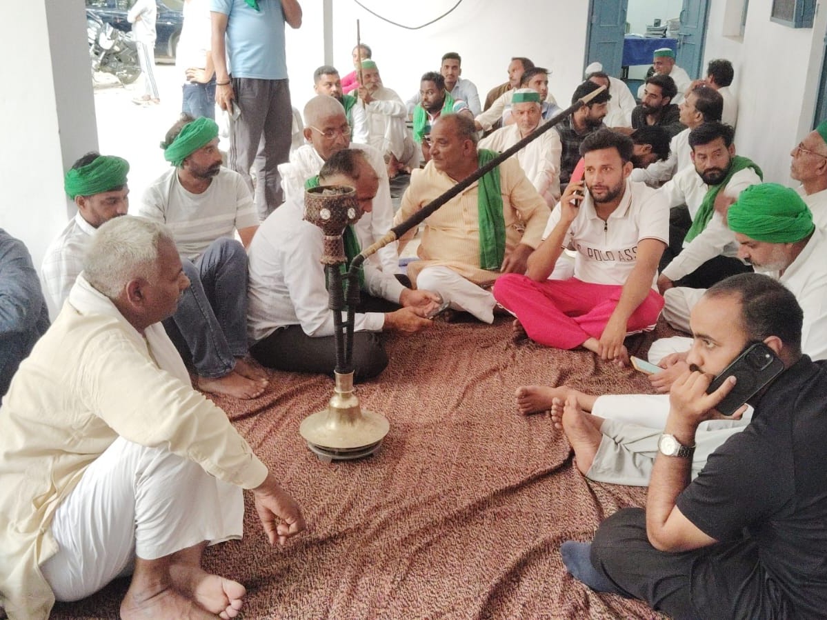उड़ीसा में राकेश टिकैत, धरना प्रदर्शन में शामिल होने के लिए गए थे 