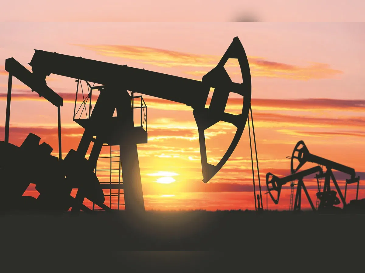 दुनियाभर में तेल की किल्लत, फिर भी पाकिस्तान को डिस्काउंट पर मिलेगा ऑयल! 