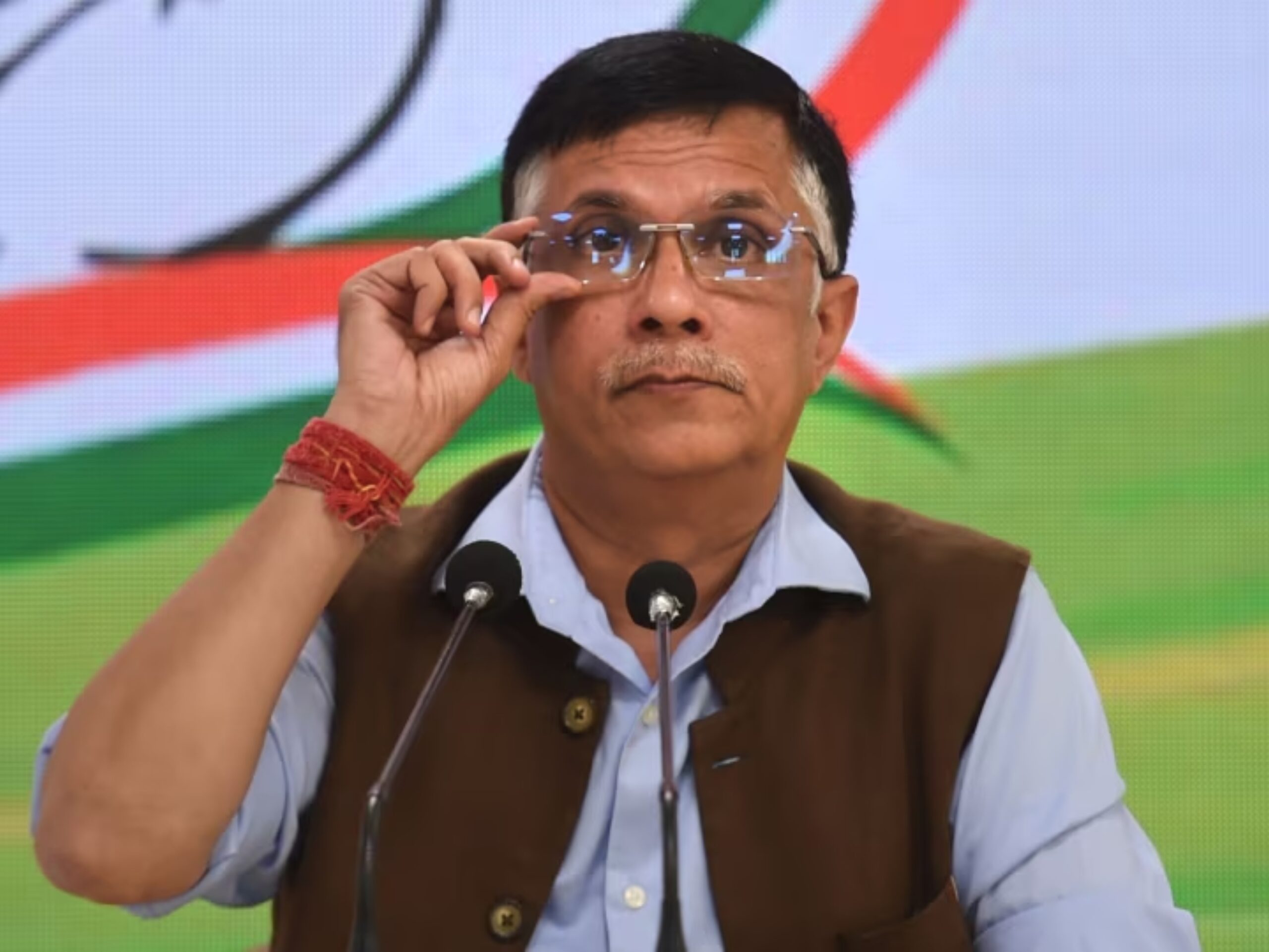 ‘मुझे हिरासत में लेकर अपमानित किया जाएगा’, सुप्रीम कोर्ट में बोले पवन खेड़ा, SC ने फैसला रखा सुरक्षित