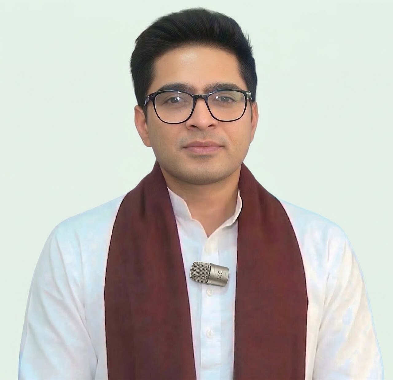 ‘अभी एक महीना भी नहीं हुआ और…’, बंगाल के सोनारपुर में TMC नेता अभिषेक बनर्जी पर हमला 
