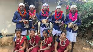 भारत में जनजातियों की पहचान के मानदंड और उसका धर्म से संबंध