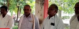 रीवा में संयुक्त किसान मोर्चे ने जलाईं एमएसपी आदेश की प्रतियां