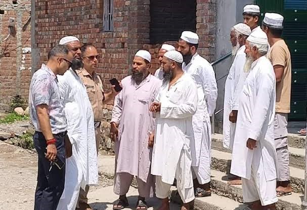 BJP नेता हत्याकांड : बैरागीवाला में हालात होने लगे सामान्य, लौटने लगे परिवार, बंद घरों के खुले ताले