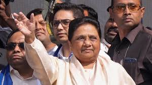 मायावती से मुलाकात के 5 लाख और टिकट के 3.35 करोड़! इन दावों पर आया बसपा चीफ का बयान