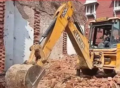 दिल्ली में भू-माफियाओं पर DDA का बड़ा एक्शन, बिना नोटिस चलेगा बुलडोजर, FIR के साथ वसूली भी होगी
