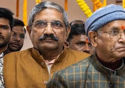नृपेंद्र मिश्रा, गोविंद गिरी और गोपाल राय का इस्तीफा क्यों नहीं ?
