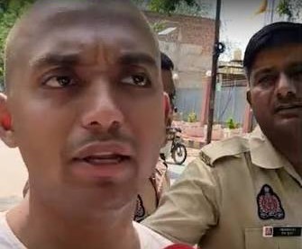 कृष्ण का अवतार बताकर जाल में फंसा रहा था लड़कियों को?