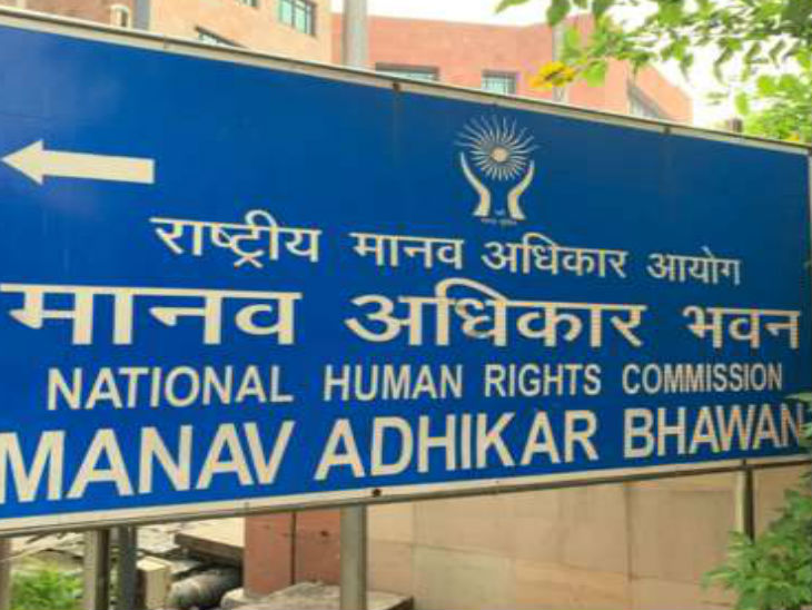 मेरठ लाठीचार्ज मामले में NHRC सख्त, यूपी के DGP और गृह सचिव से मांगी रिपोर्ट
