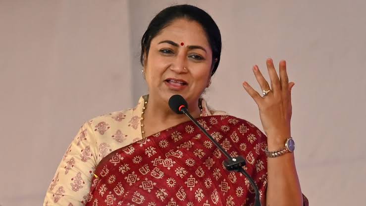दिल्ली में 50% कर्मचारियों के लिए WFH लागू करने का ऐलान, पार्किंग शुल्क बढ़कर होगा दोगुना