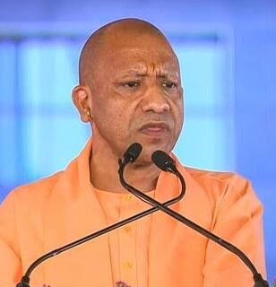 यूपी में अब इनके घर आएगा फ्री राशन, नहीं जाना पड़ेगा कोटे की दुकान!