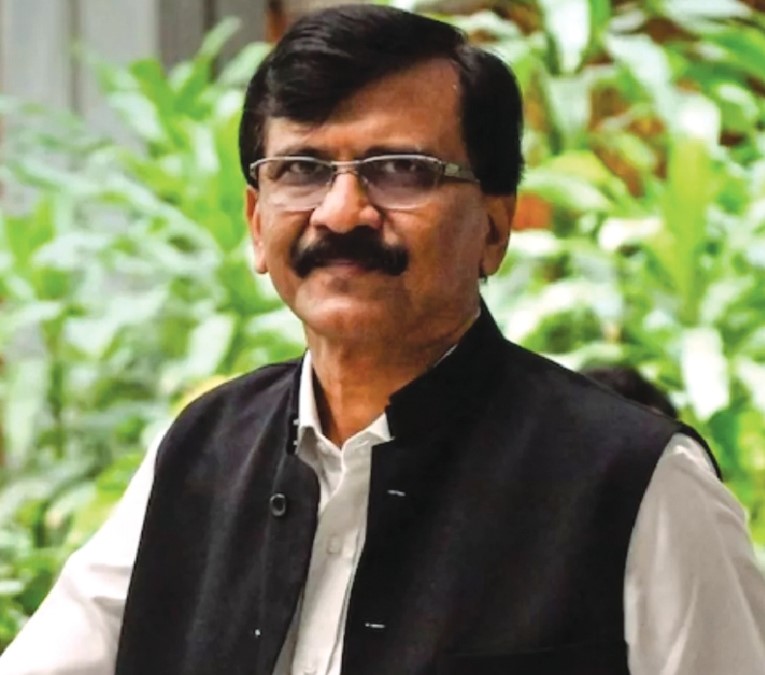 ‘गृह मंत्रालय नहीं गैंग चला रहे हैं…’, संजय राउत का तीखा हमला