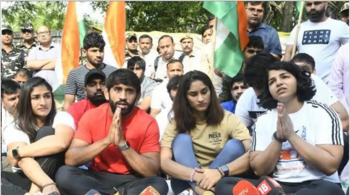 यौन शोषण पीड़ित महिला पहलवानों को न्याय दिलाने जेन- ज़ी पीढ़ी आगे आए!
