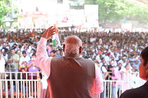 आनंद तेलतुंबडे: 80 साल बाद भी दलित के ‘दूषित’ स्पर्श को ‘शुद्ध’ करने की ज़रूरत क्यों पड़ती है?