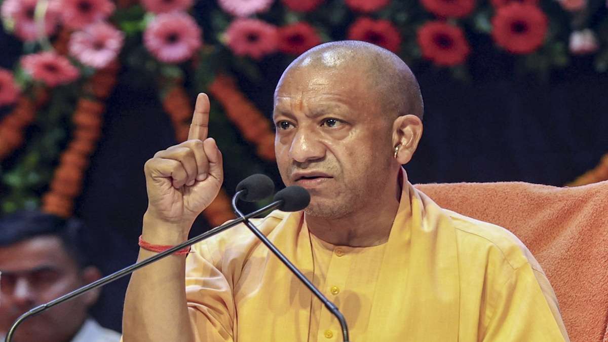 ‘राम-राम चिल्लाते हैं और मछली भोज की दावत उड़ाते हैं’, कांग्रेस पर बरसे CM योगी