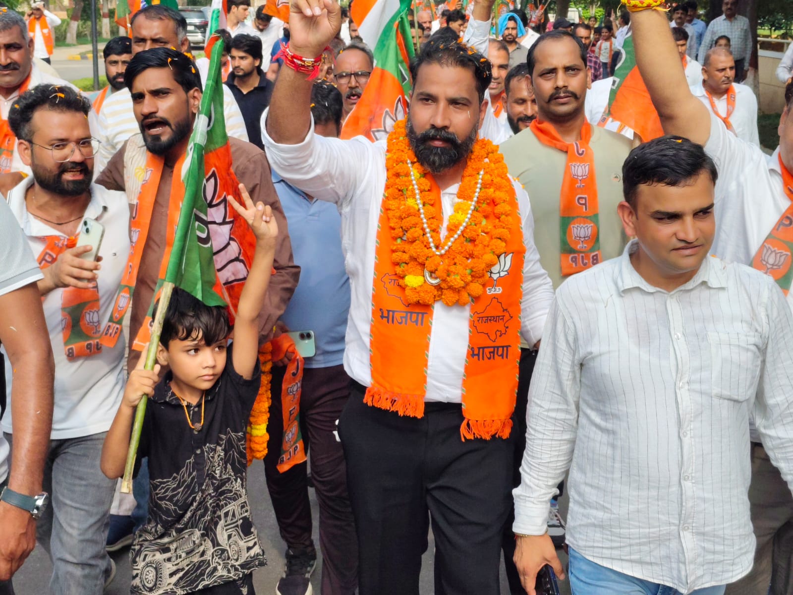 Municipal Council Elections : भिवाड़ी में नरेश पटेल की रैली, उमड़ी भीड़ 