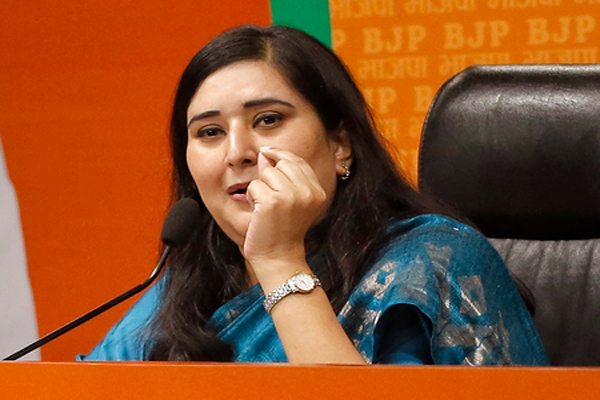 बांसुरी स्वराज ने राहुल गांधी पर साधा निशाना, कहा – कांग्रेसियों के भ्र्ष्टाचार पर चुप्पी क्यों ?