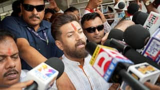 बिहार में अपराध पर चिराग पासवान के बयान पर संजय सिंह बोले, ‘वो तो…’