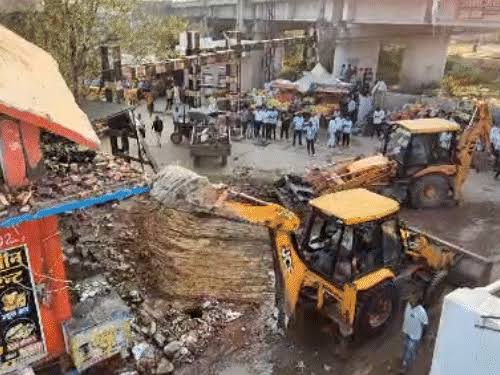 दिल्ली ओखला फेज-1 में सिलेंडर ब्लास्ट, दो लोगों की मौत
